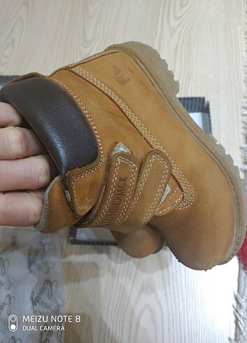 erkek cocuk bot - Görsel 5