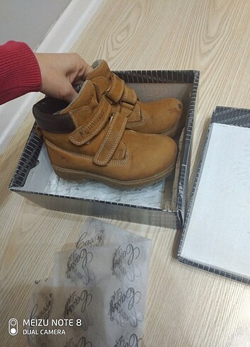 erkek cocuk bot - Görsel 6