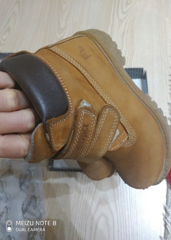 erkek cocuk bot - Görsel 5