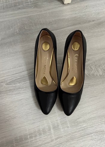 Siyah Stiletto Topuklu Kadın Ayakkabı