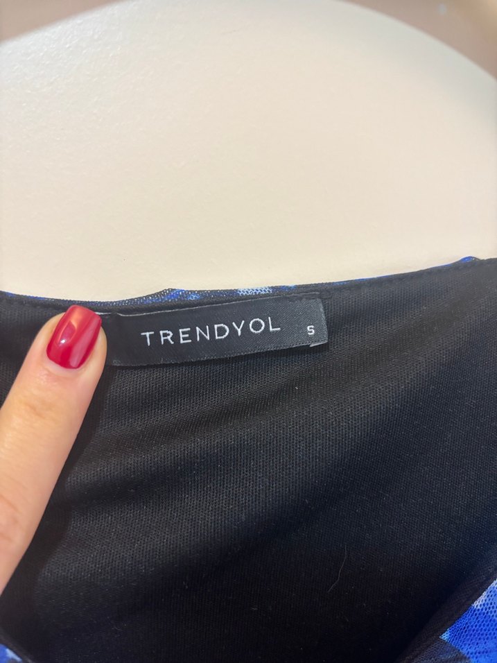 Mavi Kelebek Desenli Uzun Kollu Elbise - Görsel 2