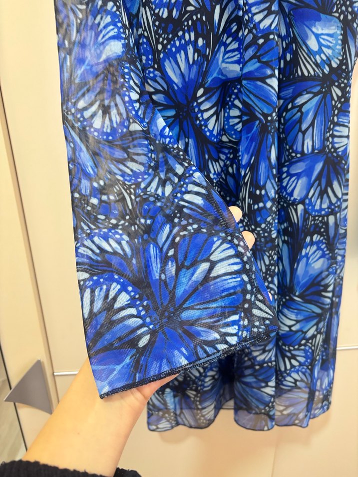 Mavi Kelebek Desenli Uzun Kollu Elbise - Görsel 3