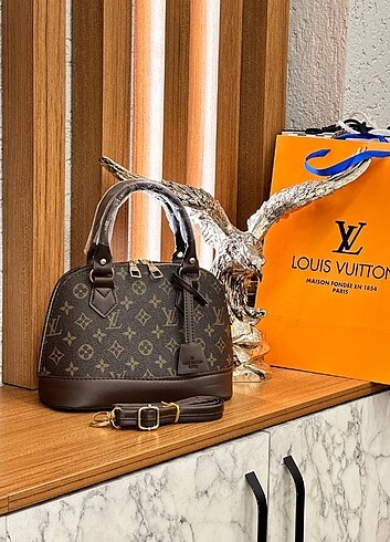 Louis vuitton acı kahve askılı çanta