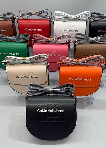 Calvin Klein Calvin Klein beyaz askılı çanta