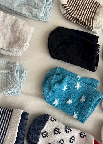 Gri Bebek Eldiven sapka corap - Görsel 3