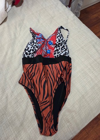 Trendyol Çok Renkli Zebra Desenli Kadın Mayo - Görsel 7