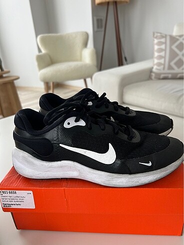 Nike Ayakkabı