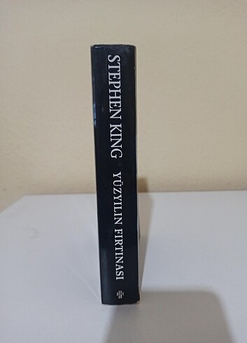  Beden Renk Yüzyılın Fırtınası Stephen King 