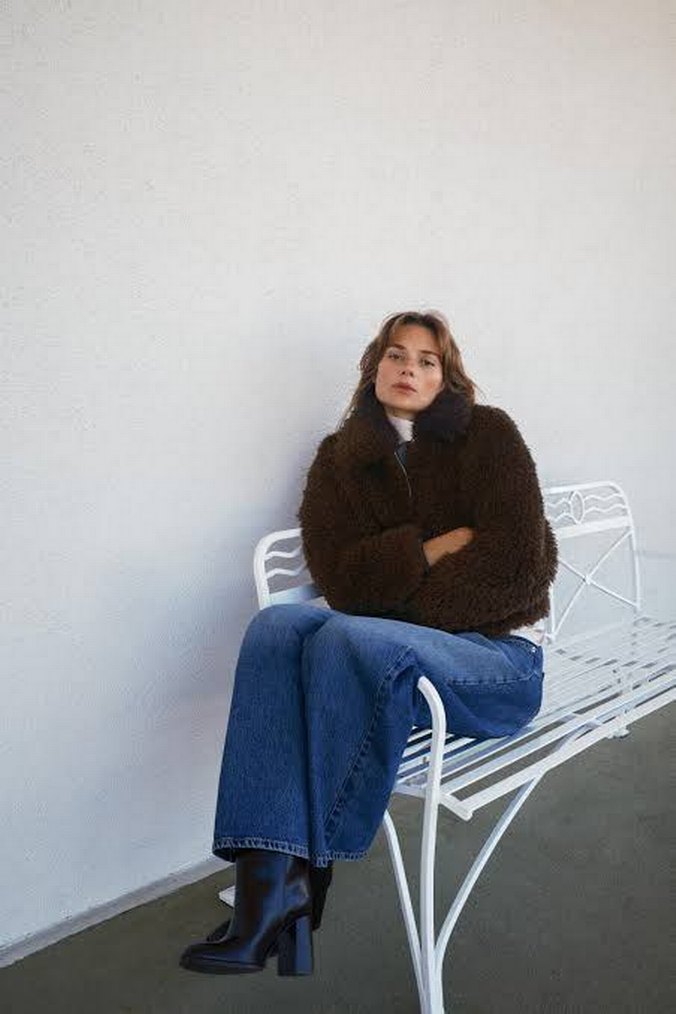 zara pelus yünlü kurk - Görsel 2