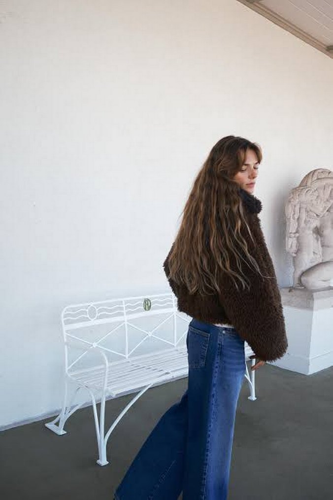 zara yünlü pelus kurk - Görsel 3