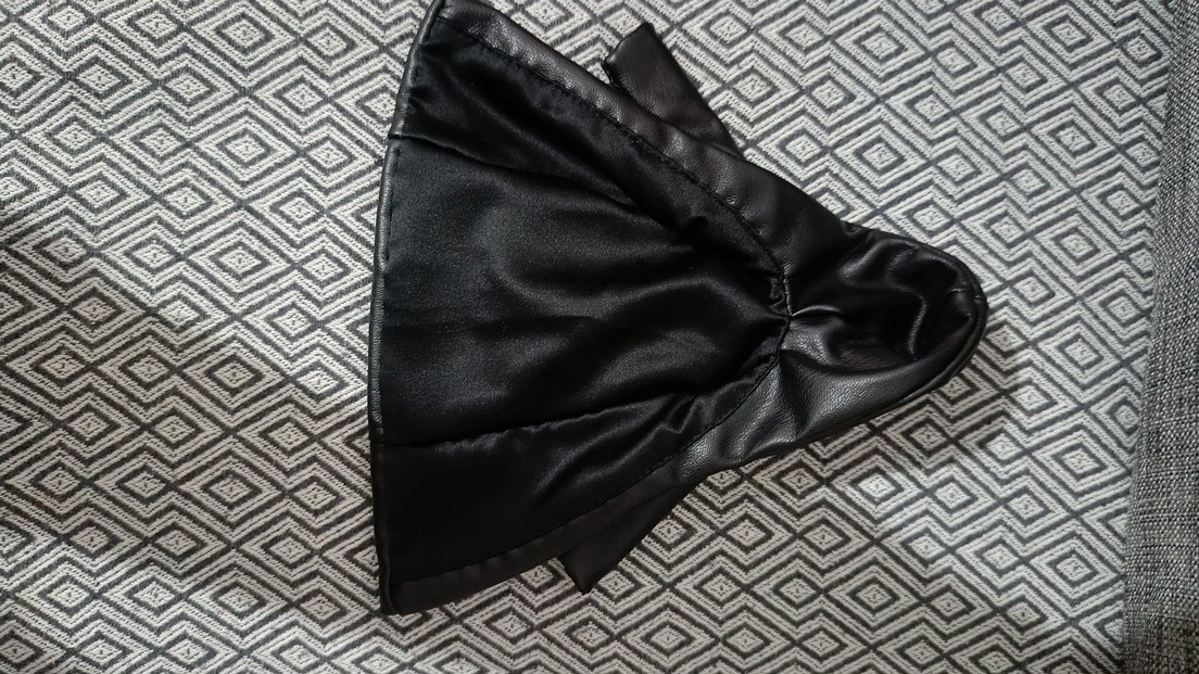 Siyah Kapüşonlu Deri Pardesü - Görsel 5