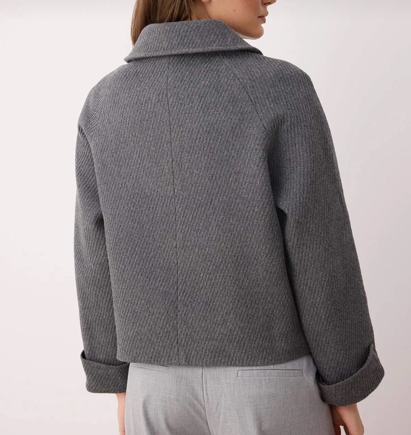 Gri Düğmeli Kısa Yün Kadın Ceket - Görsel 2