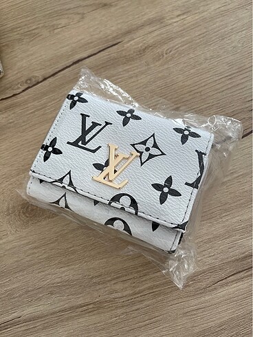 beyaz cüzdan - Görsel 3