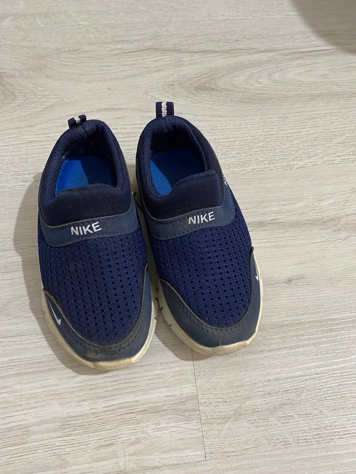 Nike Erkek Çocuk Lacivert Spor Ayakkabı - Görsel 2