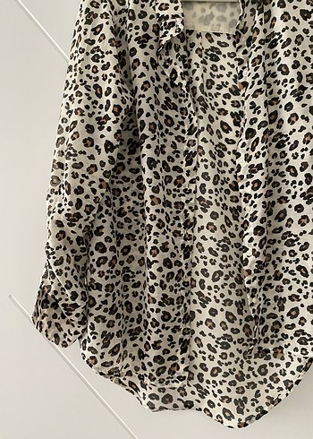 Leopar Desenli Uzun Kollu Kadın Gömlek - Görsel 3