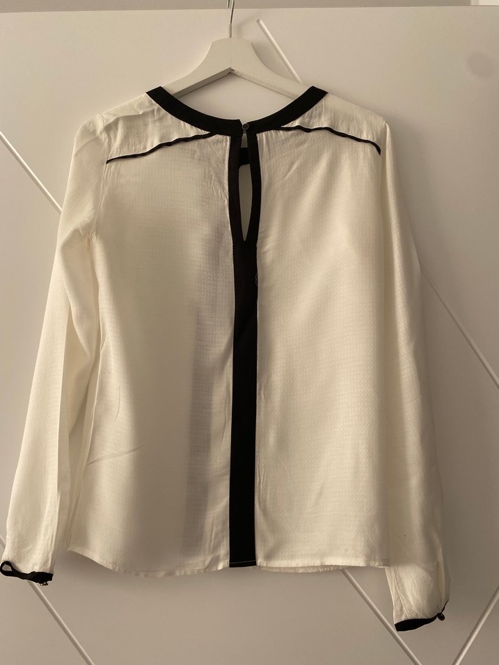 Uzun Kollu Siyah Detaylı Beyaz Kadın Gömlek - Görsel 5