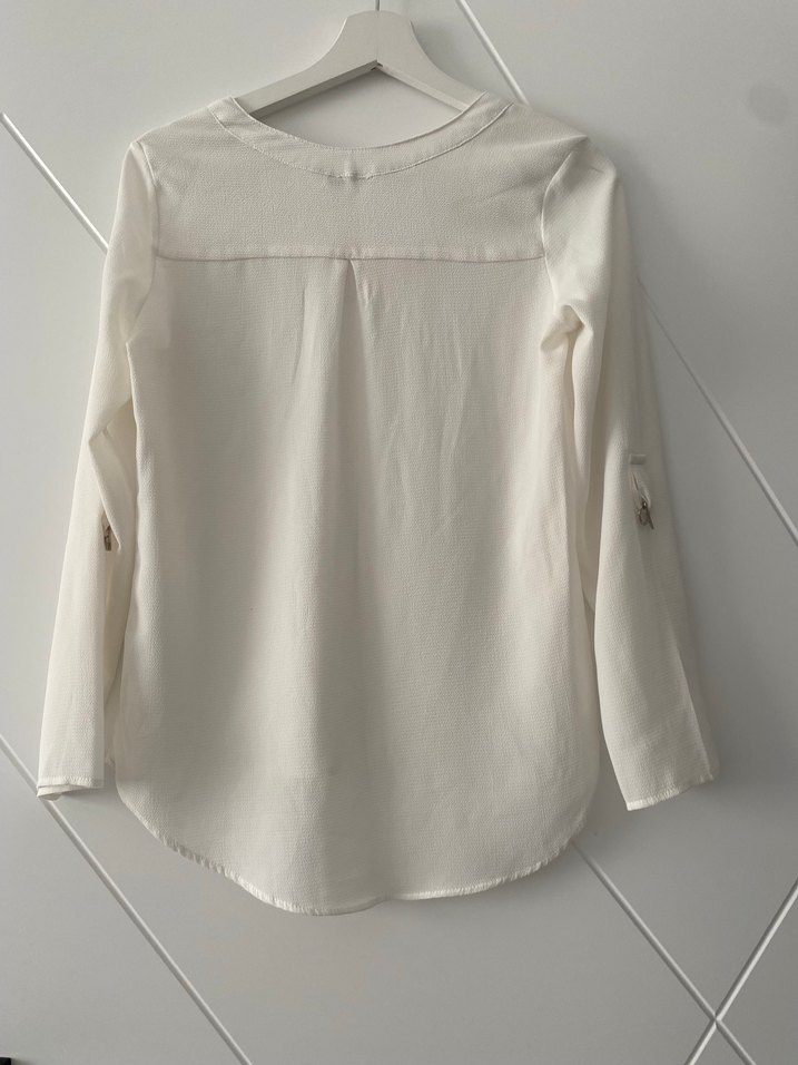 V Yaka Beyaz Uzun Kollu Kadın Gömlek - Görsel 5