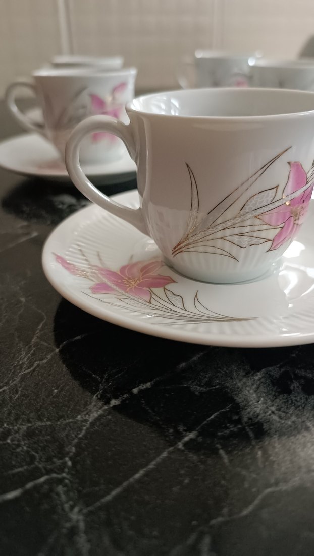 Vintage Çiçek Desenli Porselen Fincan - Görsel 3