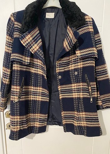 Kürk Detaylı Kareli Kadın Kısa Kaban - Görsel 4