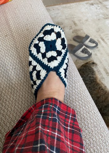 Renkli Örgü Kadın Dolgu Topuk Ev Terliği - Görsel 3