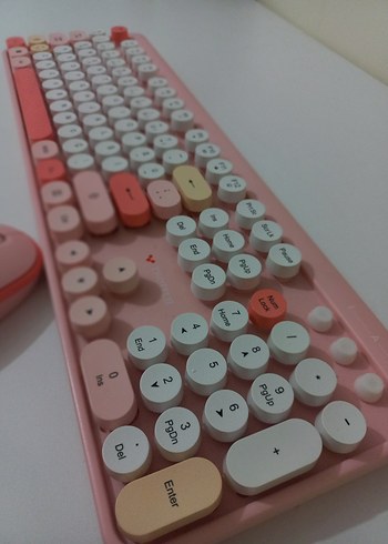 Beden Pastel Pembe Kablosuz Klavye ve Mouse Seti