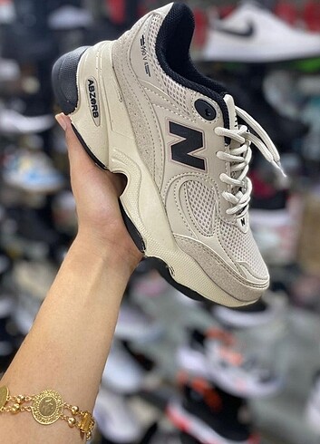 NEW BALANCE AYAKKABI
