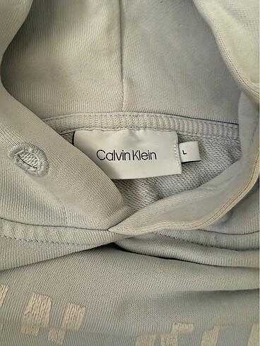 l Beden Calvin klein sweatshirt