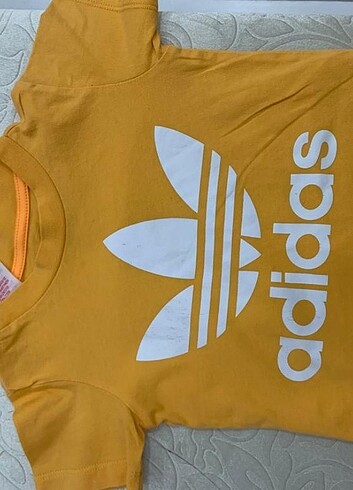 Adidas Erkek Çocuk Tişört 