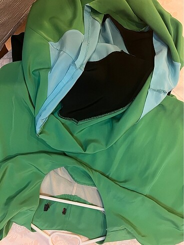 Yeşil elbise - Görsel 5