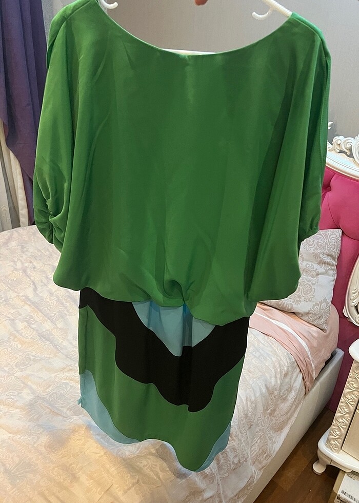 Yeşil elbise - Görsel 4