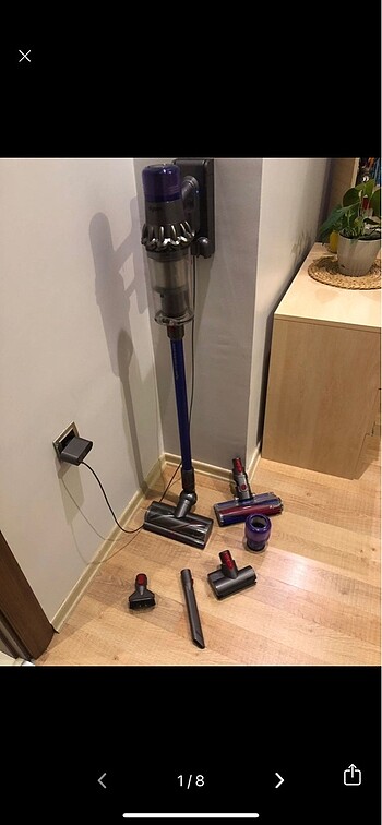 Dyson v11