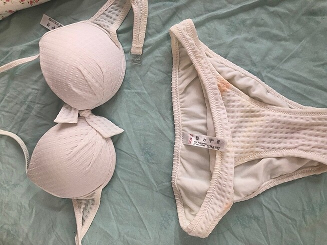 36 Beden Kom bikini,üst dolgu cup
