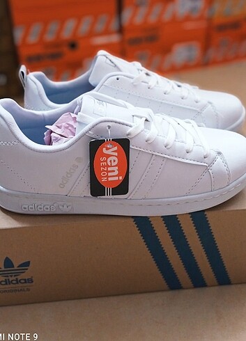 39 Beden Adidas Neo