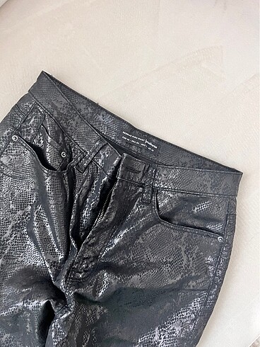 Stradivarius Stradivarius desenli siyah pantolon