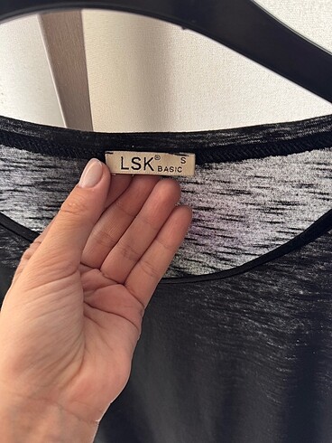 Diğer Kol detaylı üst