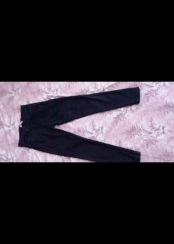 Siyah Kadın Dar Kesim Denim Pantolon