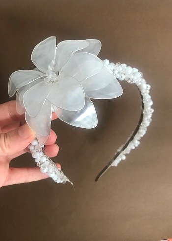 Büyük çiçek detaylı kristal taç - Görsel 10