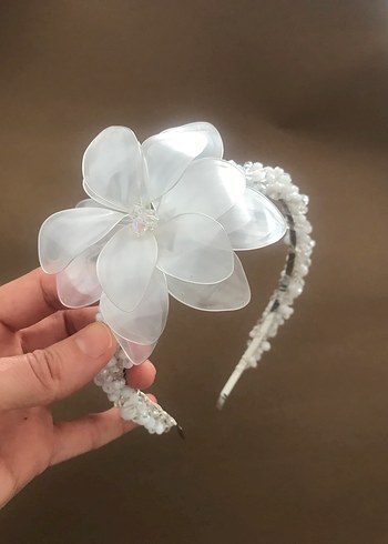 Büyük çiçek detaylı kristal taç - Görsel 9