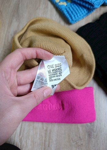 Kadın Renkli Örgü Bere Çeşitleri - Görsel 10