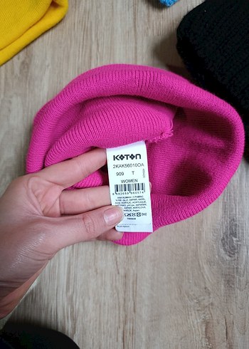 Kadın Renkli Örgü Bere Çeşitleri - Görsel 8