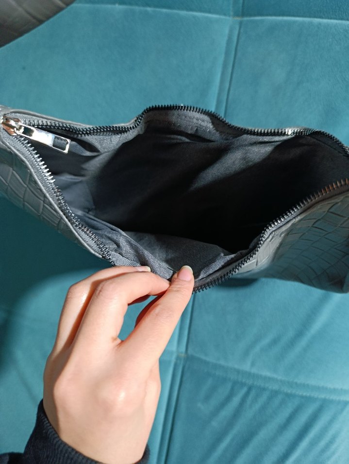 Gri Büyük Kadın Çanta - Görsel 3