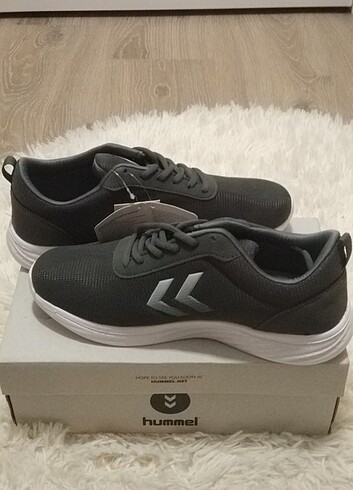 HUMMEL KADIN AYAKKABI