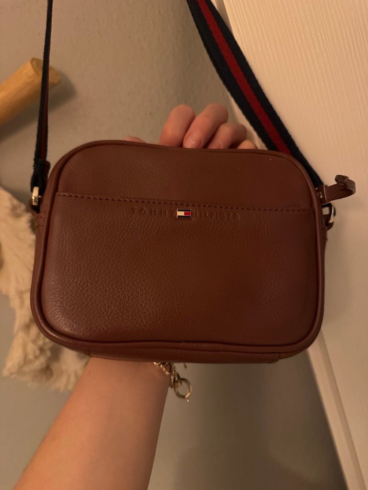 Kahverengi Deri Kadın Çapraz Çanta - Görsel 2