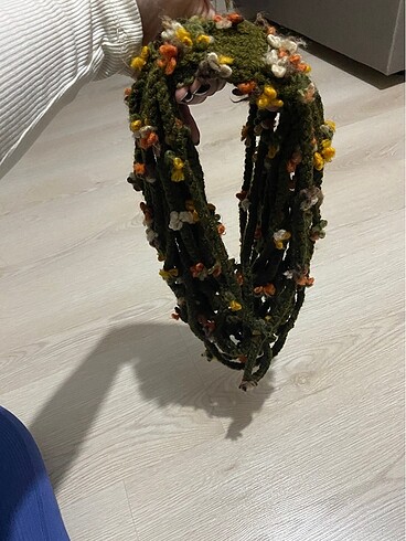 Örme çiçekli boyunluk - Görsel 2