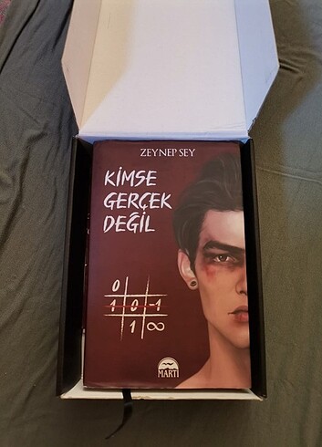  Beden Renk Kimse gerçek değil okuma kitabı 