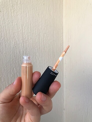 MAC Kapatıcı
