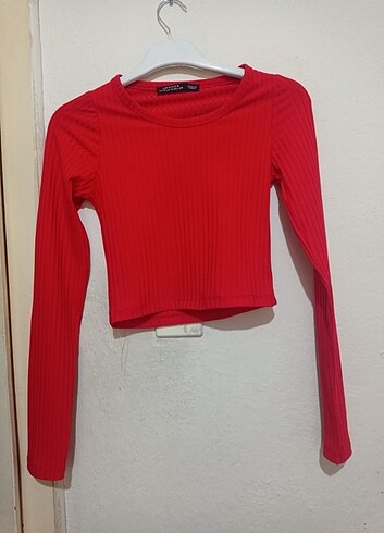 Kırmızı uzun kollu crop 