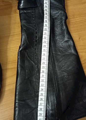 Kadın Siyah Deri Uzun Tokalı Çizme - Görsel 4