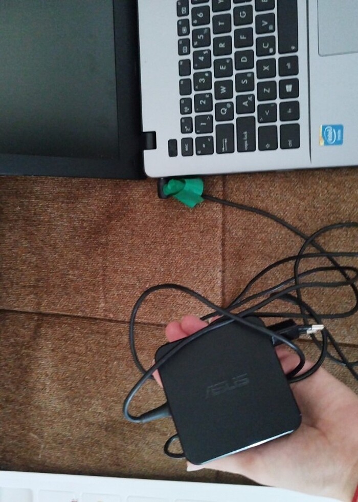 Asus bilgisayar  - Görsel 4