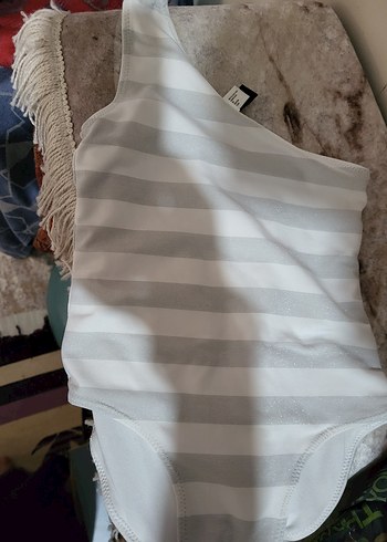 Beyaz Gri Çizgili Askısız Bebek Body mayo 2 yaş
